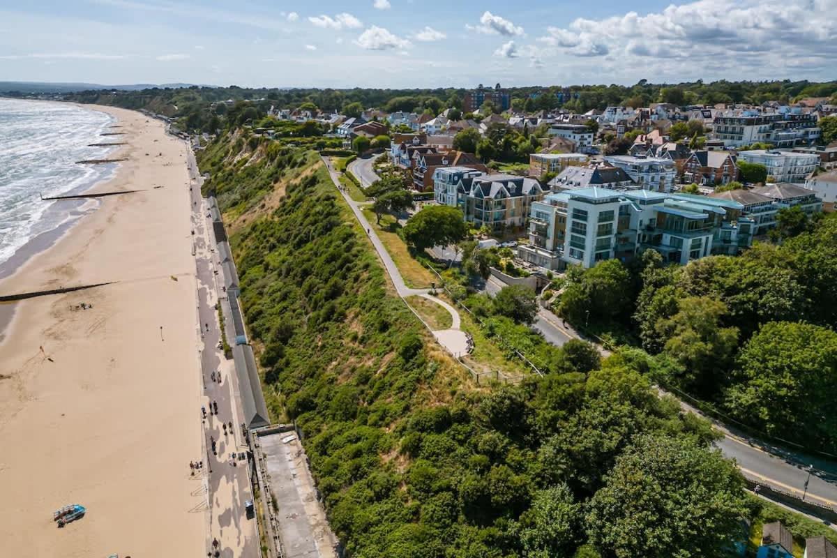 Middle Chine Villa Bournemouth Luaran gambar